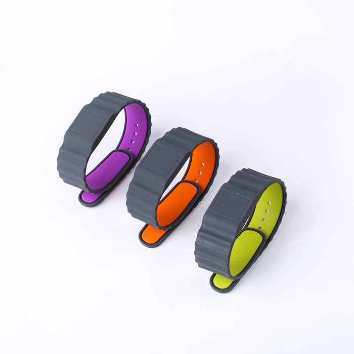 Adjustable NFC Silicone Wristband